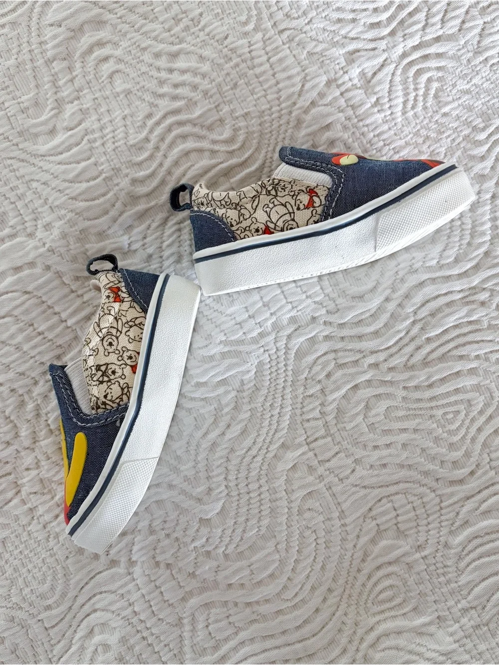 Disney Baby Winnie the Pooh Casual Sneakers
